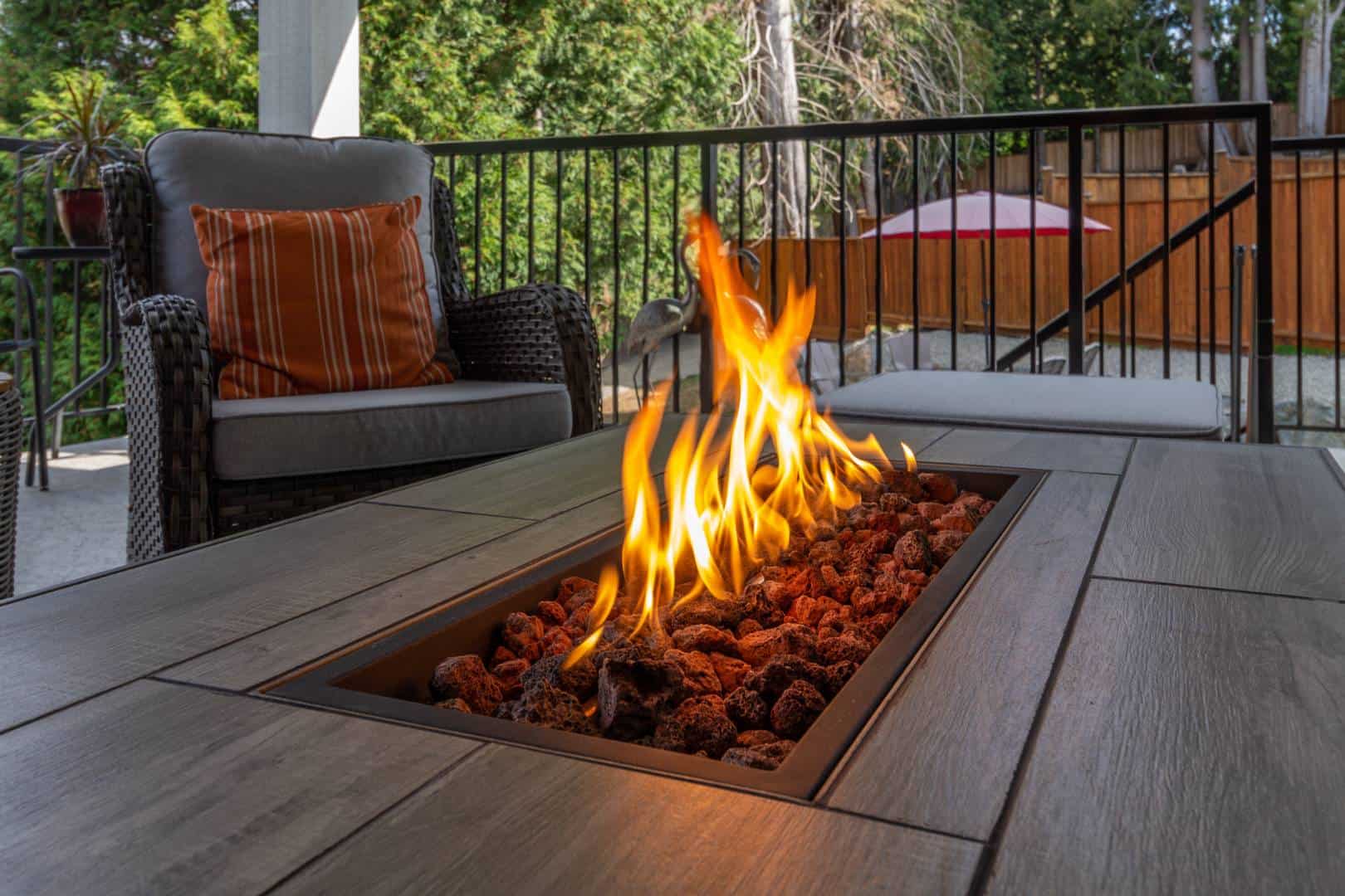 build outdoor fire pits for homes in Austin, Round Rock, and Cedar Park, TX<br />
